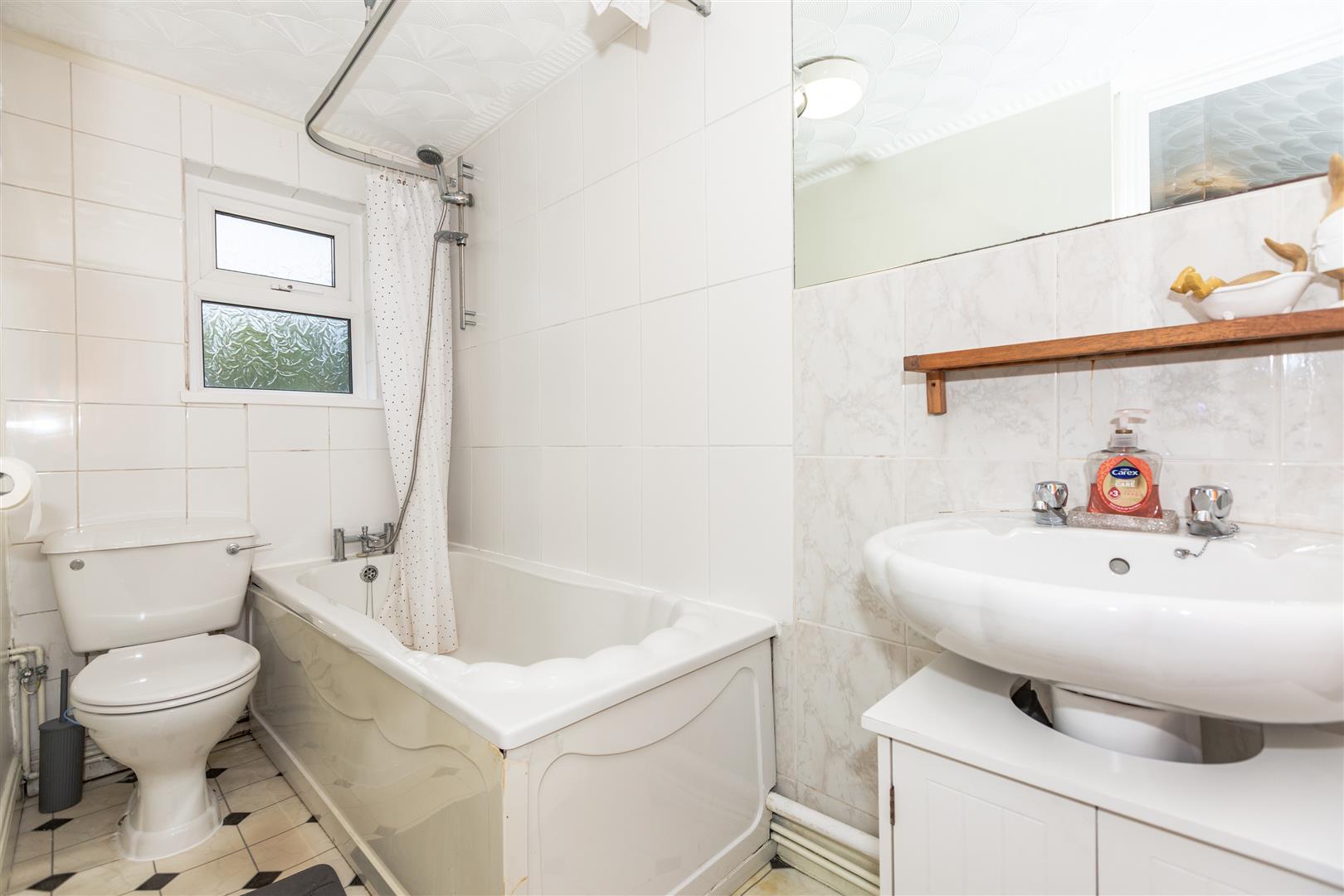 Kilvey Terrace, St. Thomas, Swansea, SA1 8BA